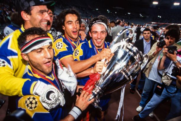 ucl trophy